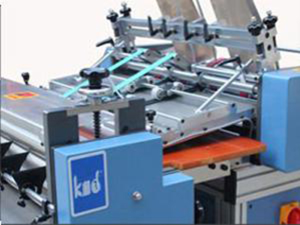 Children Board Book Gluing Machine